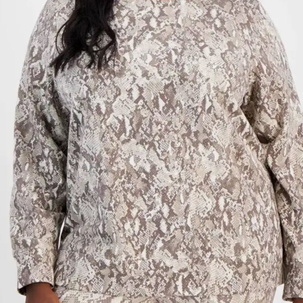 Ideology Women's Cowl Neck Snakeskin Sweater - Gray and Cream
